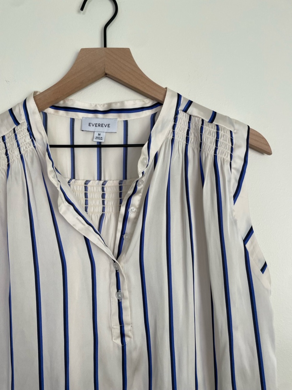 Evereve White Sleeveless Top with Blue Vertical Stripes - Picture 3 of 4